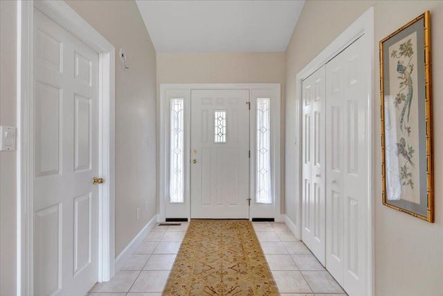 30 Island Green Dr Unit 4, Penhook, VA 24137
