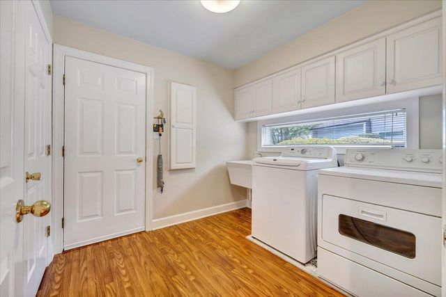 30 Island Green Dr Unit 4, Penhook, VA 24137