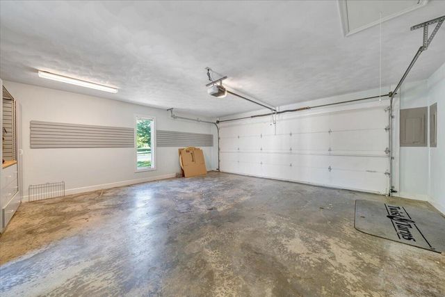 30 Island Green Dr Unit 4, Penhook, VA 24137