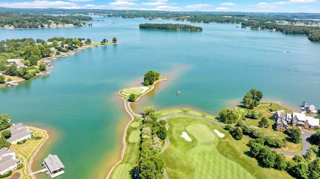 30 Island Green Dr Unit 4, Penhook, VA 24137