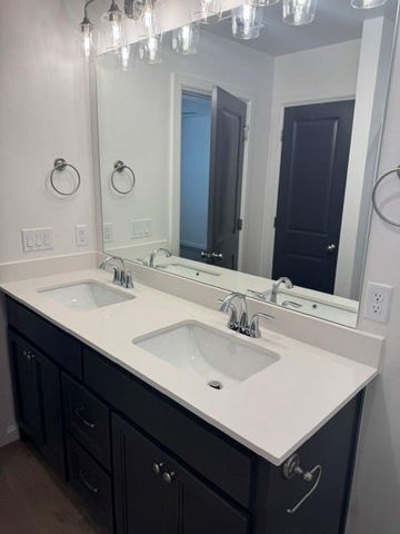 15905 Wolf Creek Way, Oklahoma City, OK 73170