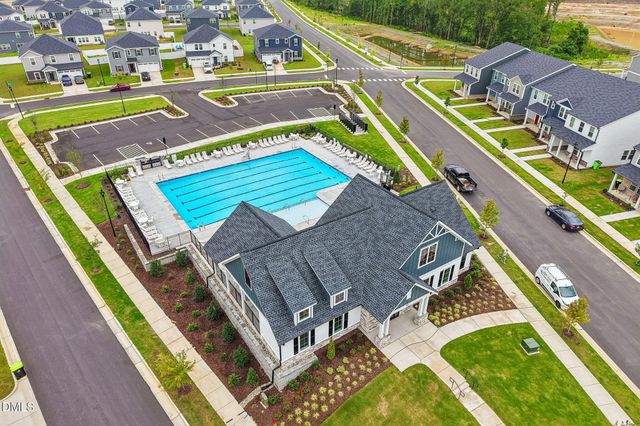 2413 Rosewood Bluff Drive, Zebulon, NC 27597