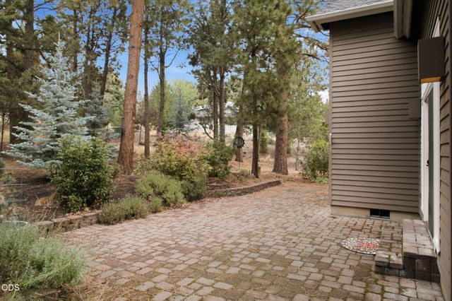 2530 NW Peoples Court, Bend, OR 97703
