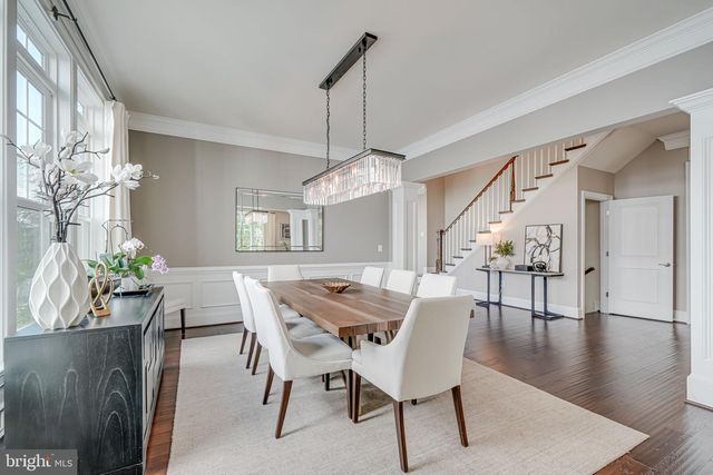 6513 MANOR RIDGE CT, Falls Church, VA 22043