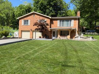 2025 Beulah ROAD, Churchill Boro, PA 15235