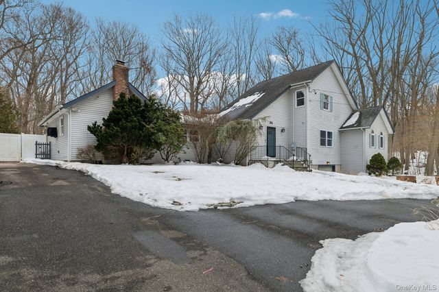 36 Locust Avenue, Miller Place, NY 11764