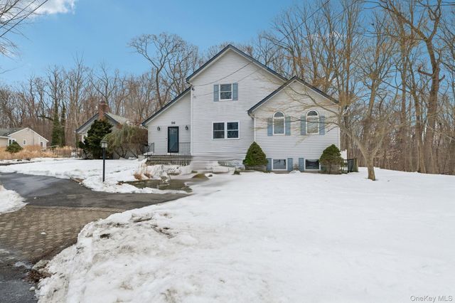 36 Locust Avenue, Miller Place, NY 11764