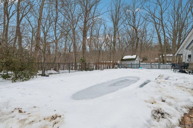 36 Locust Avenue, Miller Place, NY 11764