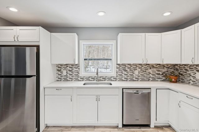 36 Locust Avenue, Miller Place, NY 11764