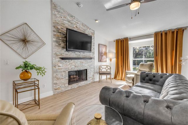 223 W ARIEL ROAD, Edgewater, FL 32141