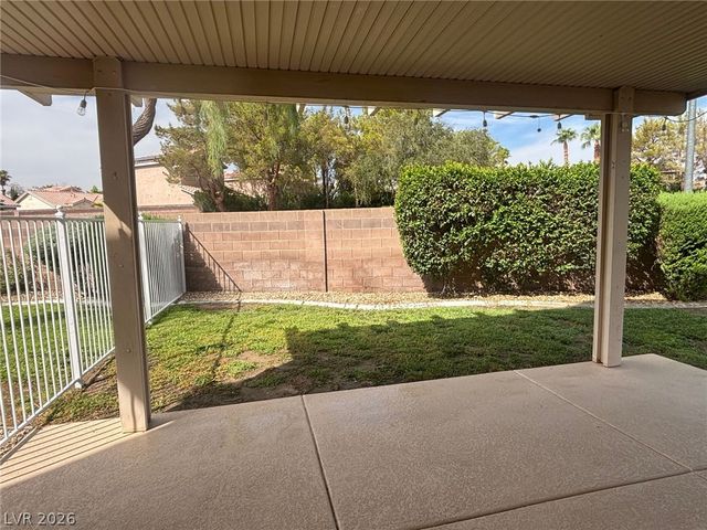 8585 Ebony Hills Way, Las Vegas, NV 89123