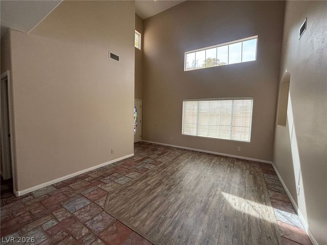 8585 Ebony Hills Way, Las Vegas, NV 89123