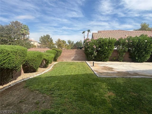 8585 Ebony Hills Way, Las Vegas, NV 89123