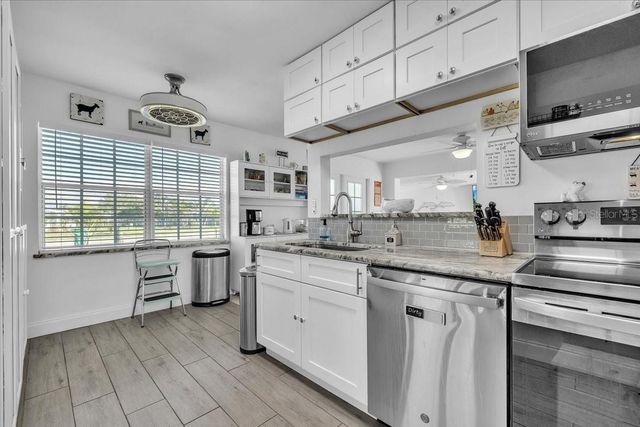 137 POINSETTIA CIRCLE NE, Port Charlotte, FL 33952