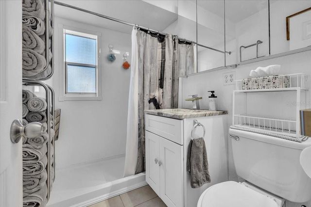 137 POINSETTIA CIRCLE NE, Port Charlotte, FL 33952