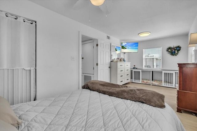 137 POINSETTIA CIRCLE NE, Port Charlotte, FL 33952