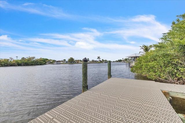 137 POINSETTIA CIRCLE NE, Port Charlotte, FL 33952