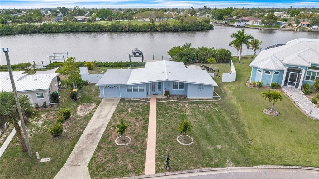 137 POINSETTIA CIRCLE NE, Port Charlotte, FL 33952