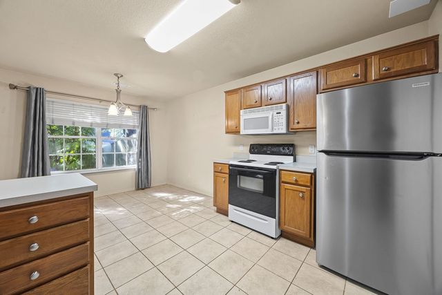 2351 Skyler Drive, Fayetteville, AR 72703