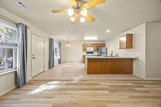 2351 Skyler Drive, Fayetteville, AR 72703