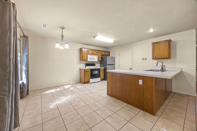 2351 Skyler Drive, Fayetteville, AR 72703