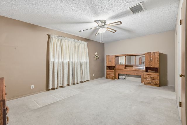 809 Donna Drive, Hurst, TX 76053