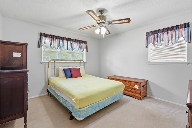 809 Donna Drive, Hurst, TX 76053