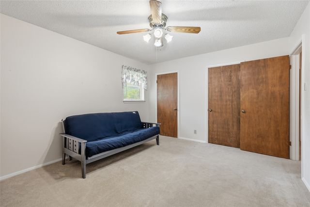 809 Donna Drive, Hurst, TX 76053