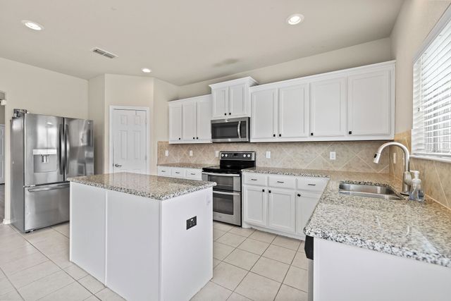 5365 Saba Drive, Fort Worth, TX 76119