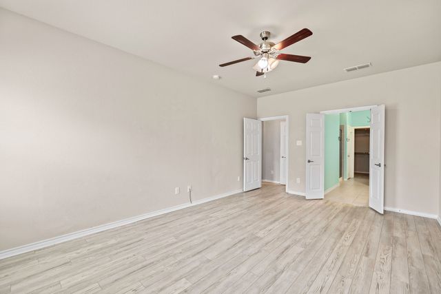 5365 Saba Drive, Fort Worth, TX 76119