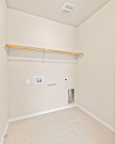 5365 Saba Drive, Fort Worth, TX 76119