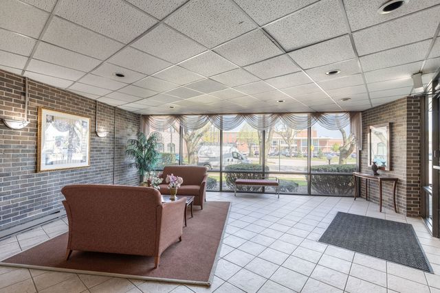 5019 Mulford Street 205, Skokie, IL 60077