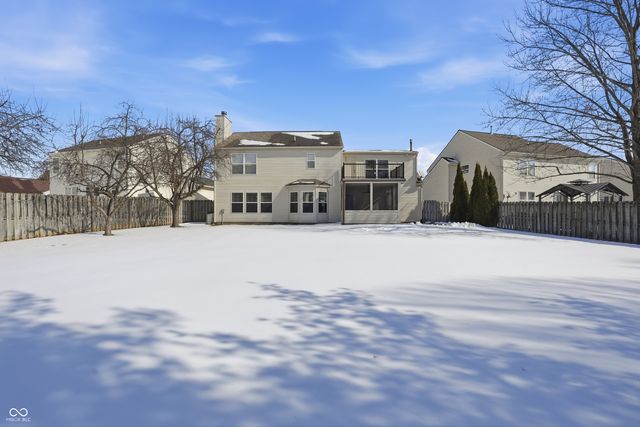 6686 Crestwell Lane, Indianapolis, IN 46268