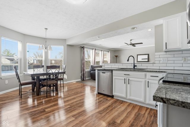 6686 Crestwell Lane, Indianapolis, IN 46268