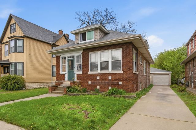 12633 Maple Avenue, Blue Island, IL 60406