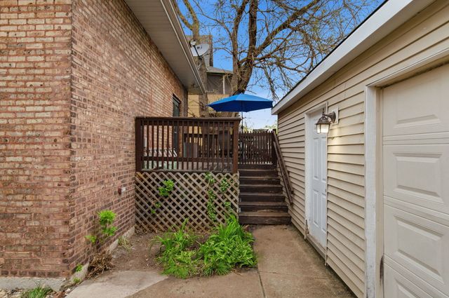 12633 Maple Avenue, Blue Island, IL 60406