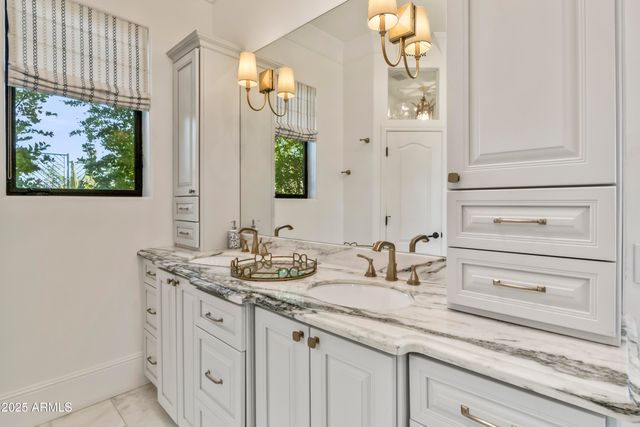 7493 E MARIPOSA GRANDE Drive S, Scottsdale, AZ 85255