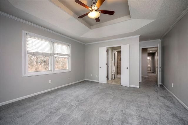 7745 W 154th Terrace, Overland Park, KS 66223