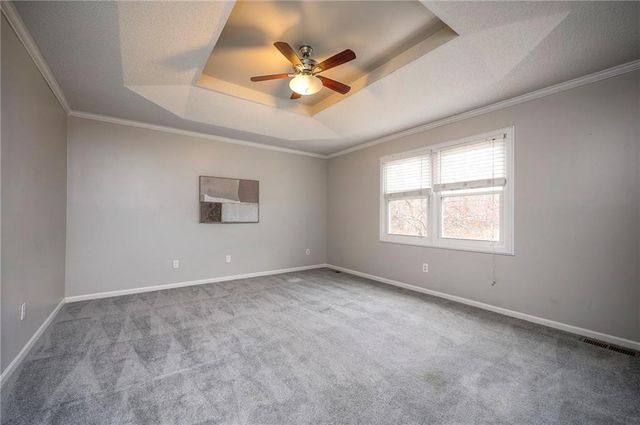 7745 W 154th Terrace, Overland Park, KS 66223