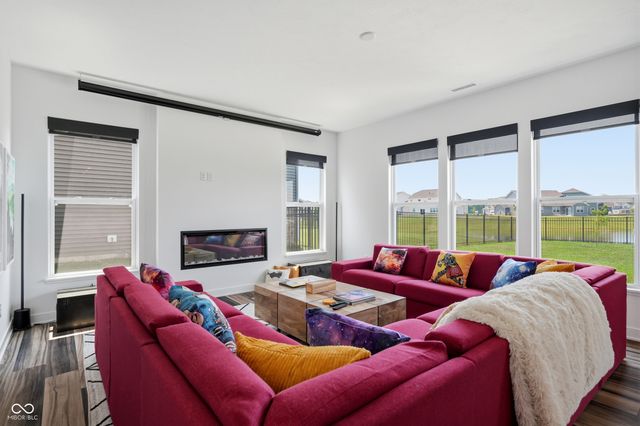 6036 Cedar Shade Way, Indianapolis, IN 46259