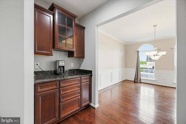 205 HUNTINGDON DR, Williamstown, NJ 08094