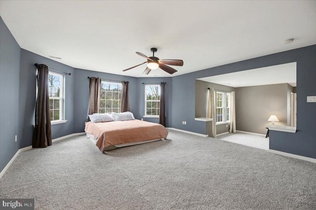 205 HUNTINGDON DR, Williamstown, NJ 08094