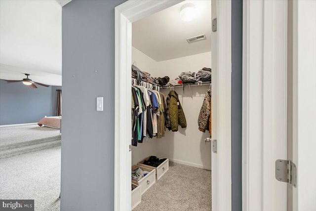 205 HUNTINGDON DR, Williamstown, NJ 08094