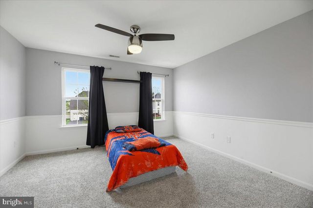 205 HUNTINGDON DR, Williamstown, NJ 08094