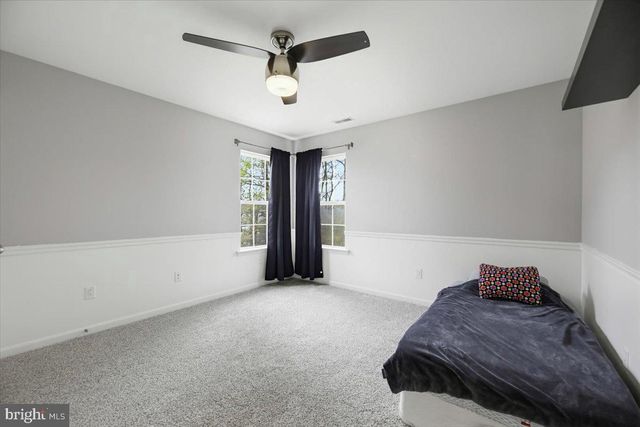 205 HUNTINGDON DR, Williamstown, NJ 08094