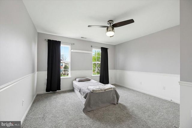 205 HUNTINGDON DR, Williamstown, NJ 08094