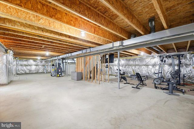 205 HUNTINGDON DR, Williamstown, NJ 08094