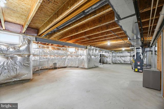 205 HUNTINGDON DR, Williamstown, NJ 08094