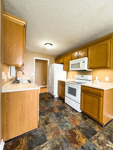 3510 Clover Hill Dr, S, Clarksville, TN 37043