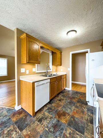 3510 Clover Hill Dr, S, Clarksville, TN 37043
